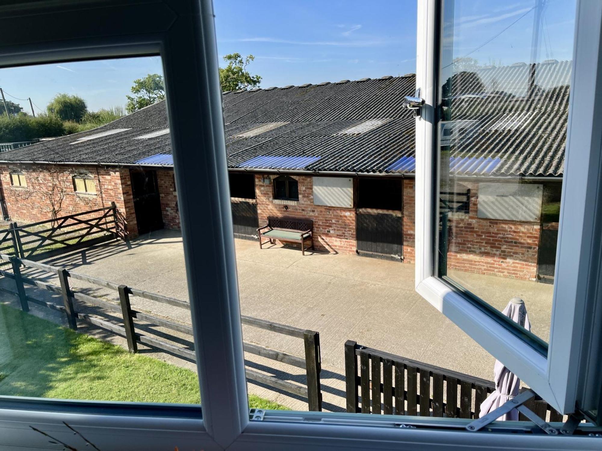 Priors Oak - A Cosy Studio With Countryside Views In Dorset Stalbridge Zewnętrze zdjęcie